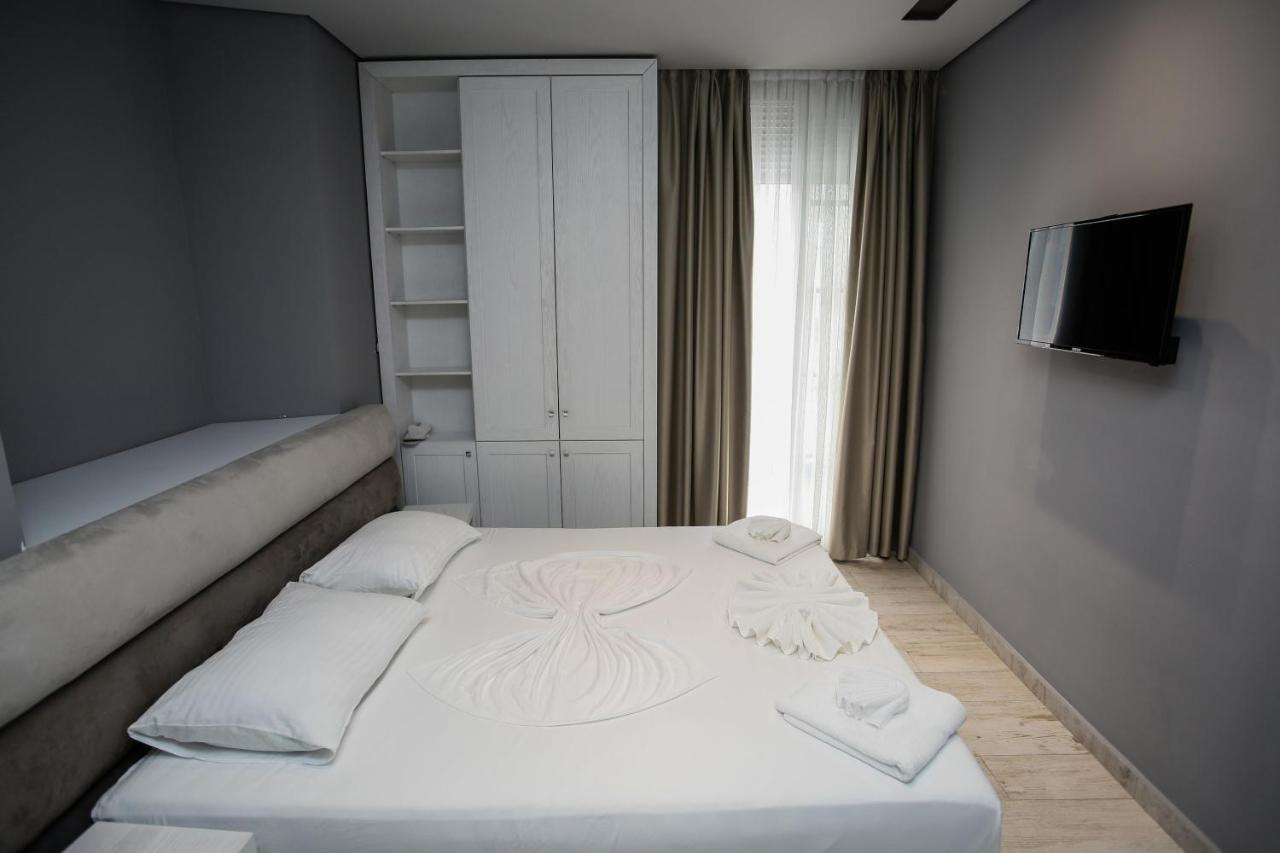 Lubjana Hotel Durrës 外观 照片