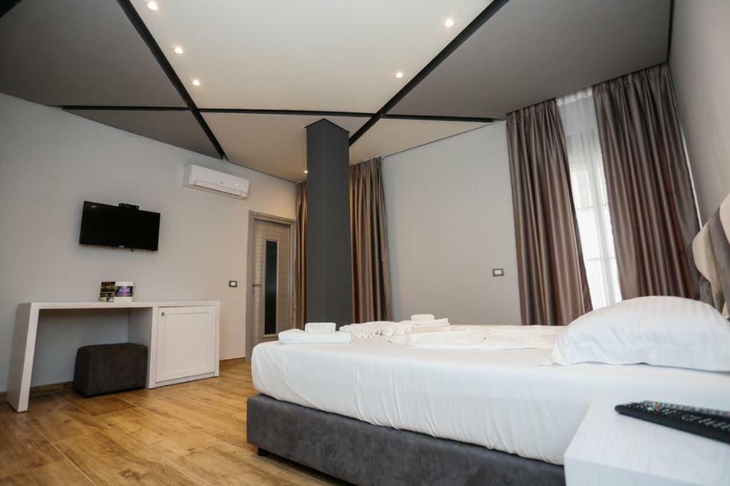 Lubjana Hotel Durrës 外观 照片